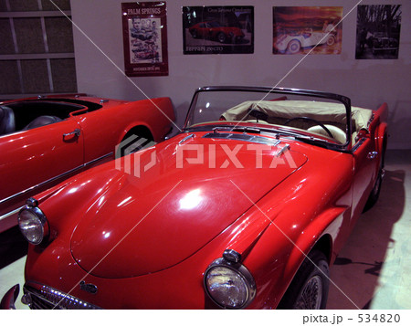 車 クラシックカー オープンカー 赤い車の写真素材 - PIXTA