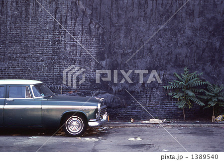 １９５０年代のアメリカ車の写真素材