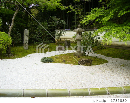 日本庭園 枯山水 滋賀 石山寺の写真素材