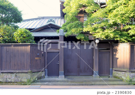 柱脚金物 門 ポストの写真素材