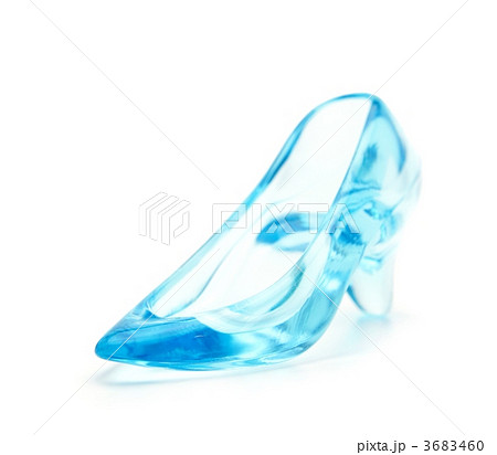 水色のガラスの靴の写真素材
