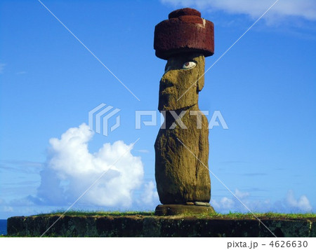 モアイ モアイ像 顔 岩の写真素材 - PIXTA