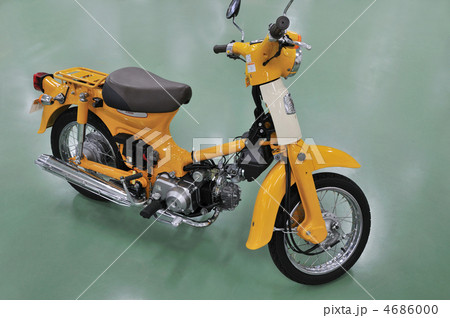 原付 ミニバイク バイク 分解の写真素材