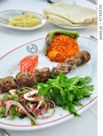 フストゥクルケバブ ケバブ ピスタチオケバブ トルコ料理の写真素材