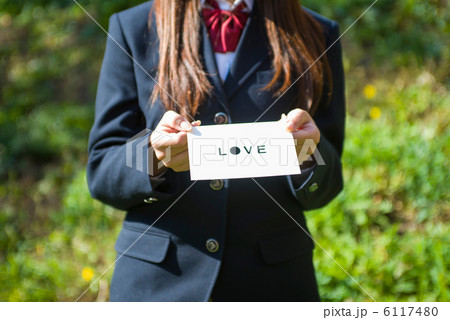 ラブレター Love 渡す 手紙 メッセージの写真素材