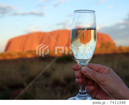 ワイングラス オセアニア 綺麗 サンセットの写真素材