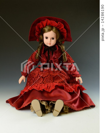 ビスクドール フランス 人形 かわいいの写真素材