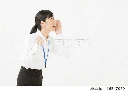 人物 女性 ガッツポーズ 叫ぶの写真素材
