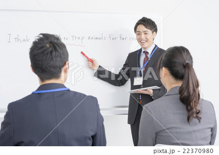 後姿 書く 英語 大人の写真素材