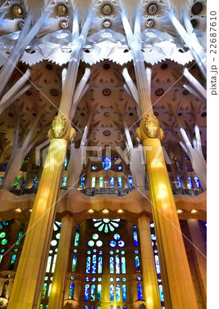 サグラダ ファミリア 柱 世界文化遺産 聖家族教会の写真素材