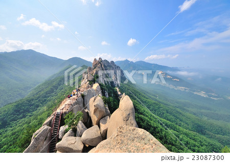 ソラクサン 雪岳山 山 韓国の写真素材