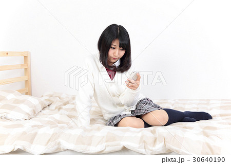 横座り 女の子の写真素材