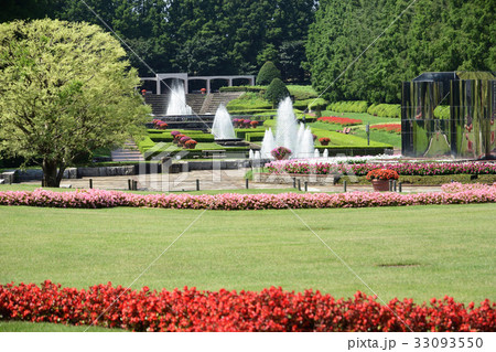 公園 西洋式庭園 相模原公園 噴水の写真素材