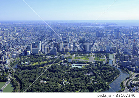 皇居 俯瞰 航空写真 日本の写真素材
