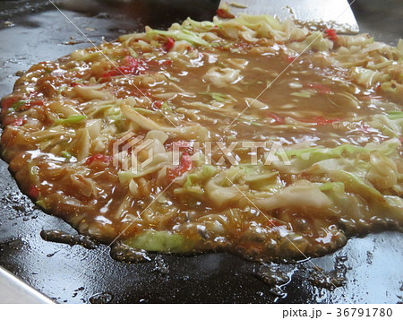 もんじゃ焼き 鉄板焼き料理 具材 食物の写真素材