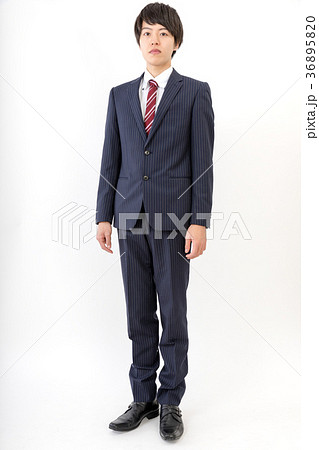 全身 男性 スーツの写真素材