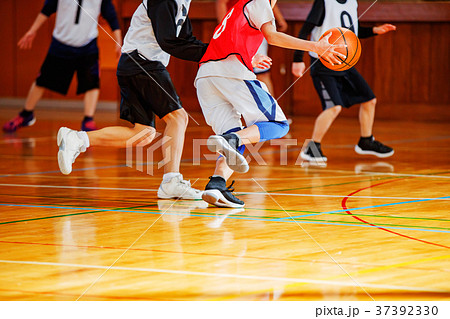 バスケ バスケットボール の写真素材集 ピクスタ