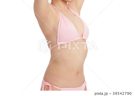 女性 ダイエット マッサージ 水着の写真素材