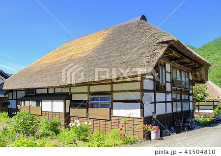 曲がり屋の写真素材 - PIXTA