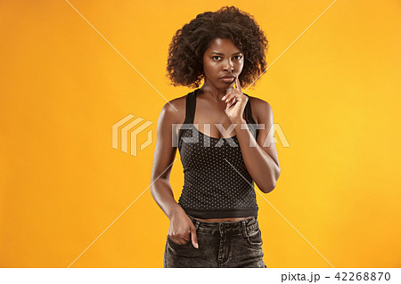 女 アフロヘア アフロ レディの写真素材