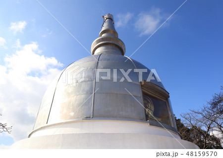 塔 青空 広島 仏舎利塔の写真素材