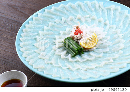 ふぐ刺しの写真素材