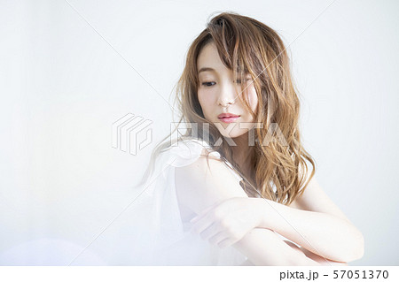 ヘアカラーの写真素材集 ピクスタ ヘアカラーの写真素材集 ピクスタ