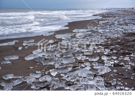 宝石 背景 青 水色 ダイヤモンドの写真素材