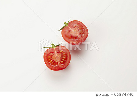トマト プチトマト カット 断面の写真素材
