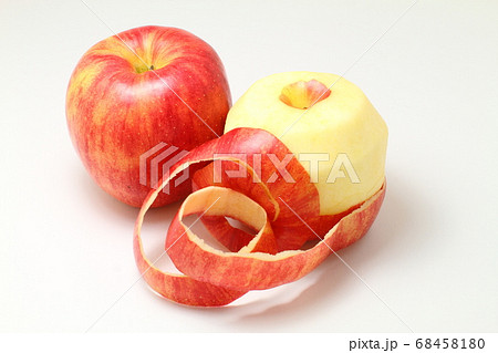 リンゴの皮むき器 リンゴ 皮むき 皮剥き りんご 林檎 簡単 回転 くるくる回す 梨 なし おもしろ アイデア商品 手動 厚さ 調整 調節 日本製 国産 Gto うさぎ屋 株式会社一兎 通販 Kuwae遠藤商事 皮むき器 ピーラー シルバー 間口 奥行 高さ Mm 140 130 240