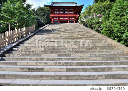 鶴岡八幡宮 階段の写真素材