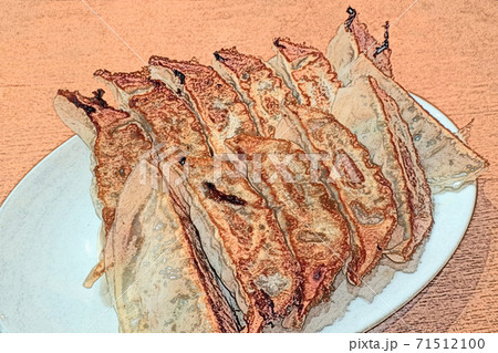 羽根付き 焼き餃子 羽根つき ギョウザのイラスト素材