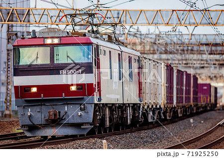 金太郎 貨物列車の写真素材