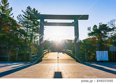 幸運をもたらす奇跡の写真「伊勢神宮の大鳥居に龍が昇る」FRM-PHT03