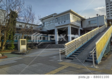 洋光台駅ホームの写真素材