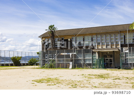 校舎 学校の写真素材