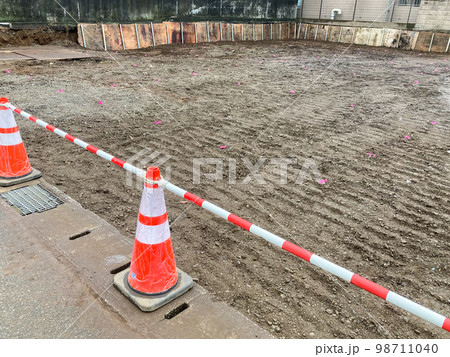 マンション建設現場の更地のイメージ