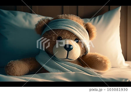 Get well soon card. Teddy bear with bandaged arm - Stock Illustration  [38764448] - PIXTA