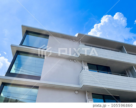 おしゃれな新築マンションの外観イメージ