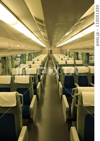 新幹線 0系 座席 車内の写真素材 - PIXTA