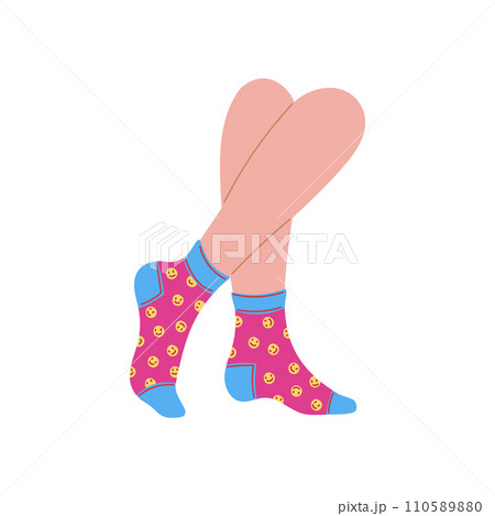 A woman wearing socks - Stock Illustration [98839008] - PIXTA