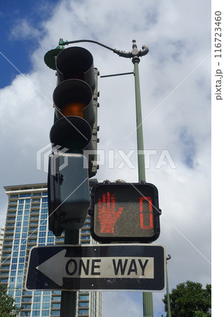 歩行者信号 信号 アメリカの写真素材 - PIXTA