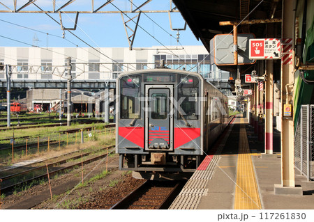 鳥取 晴れ 看板 JR米子駅の写真素材 - PIXTA