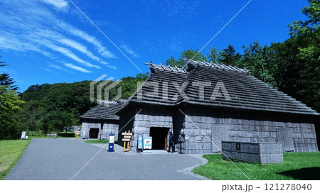 ポロト湖畔に誕生した素晴らしいウポポイ