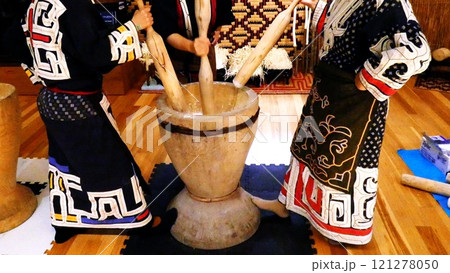 ポロト湖畔に誕生した素晴らしいウポポイ